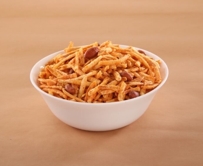 Batata Tikhat Chivda